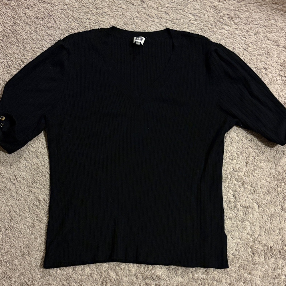 Anne Klein Classic Black V-Neck Short Sleeve Top